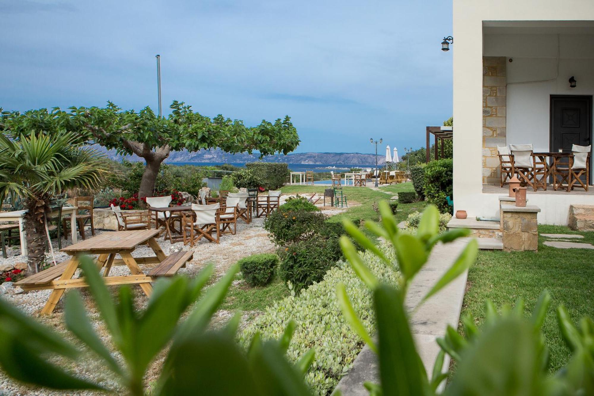 Agarathos Traditional Rooms With Pool Kalivianí Exterior photo