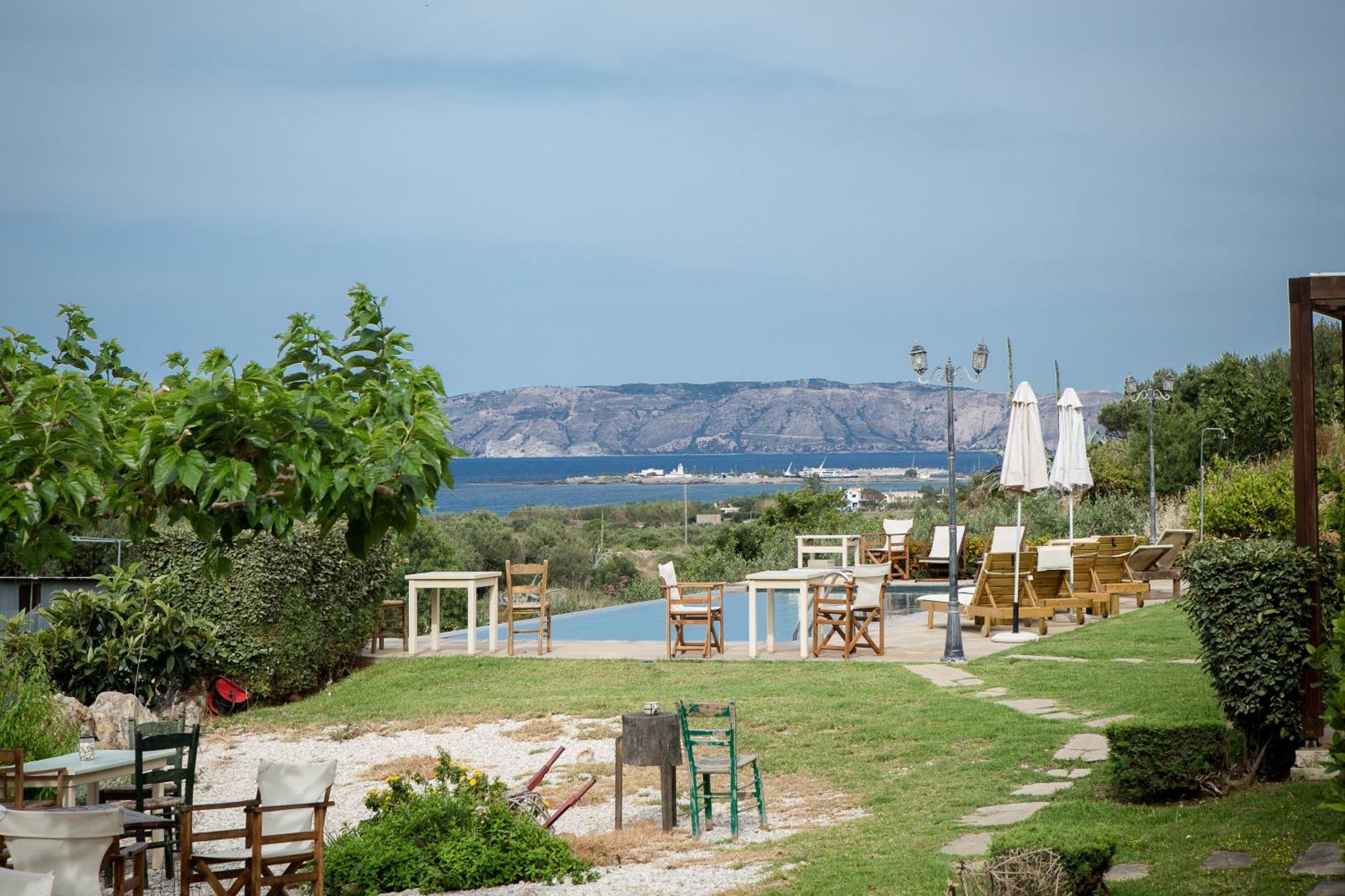 Agarathos Traditional Rooms With Pool Kalivianí Exterior photo