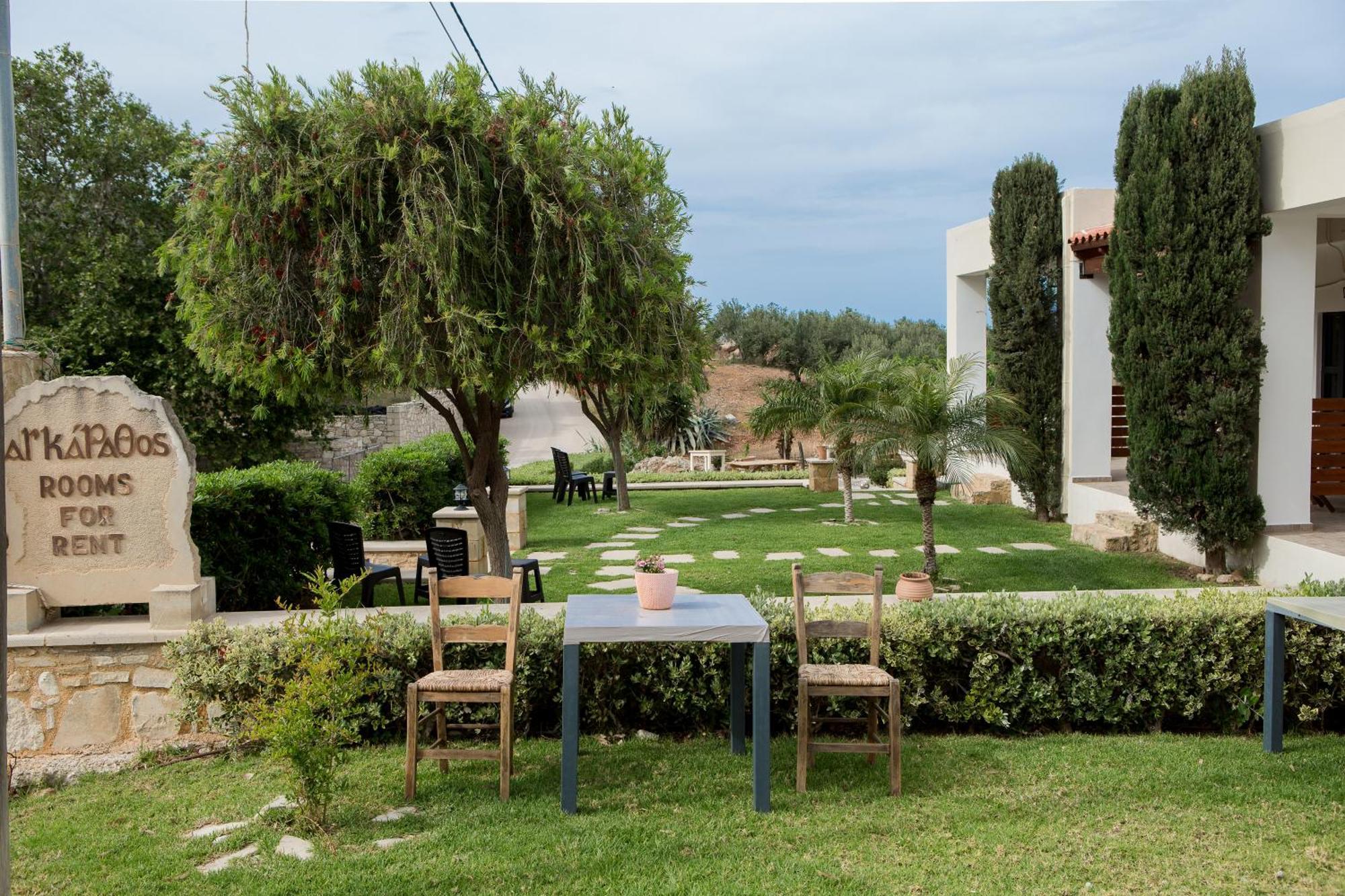 Agarathos Traditional Rooms With Pool Kalivianí Exterior photo