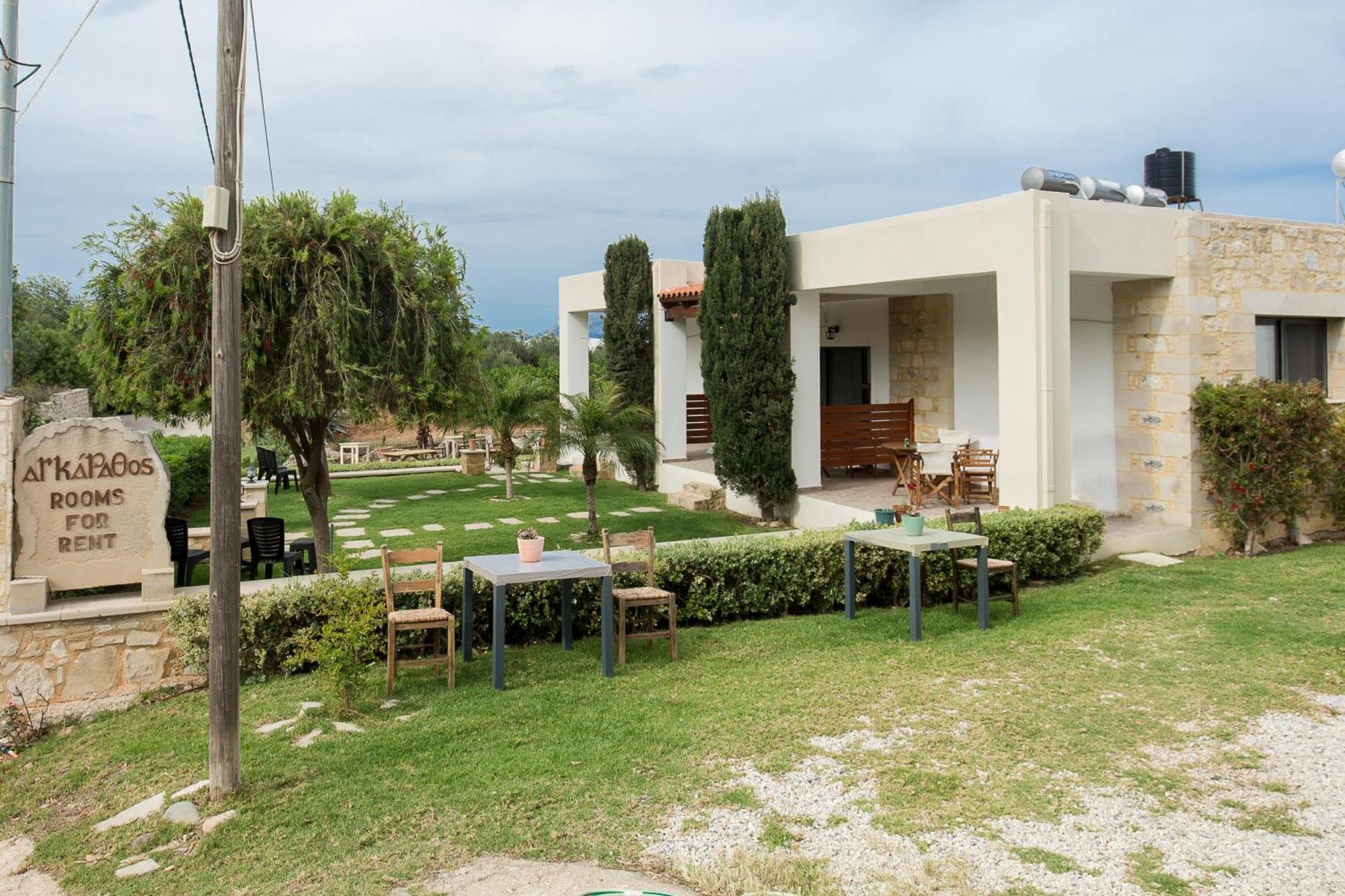 Agarathos Traditional Rooms With Pool Kalivianí Exterior photo