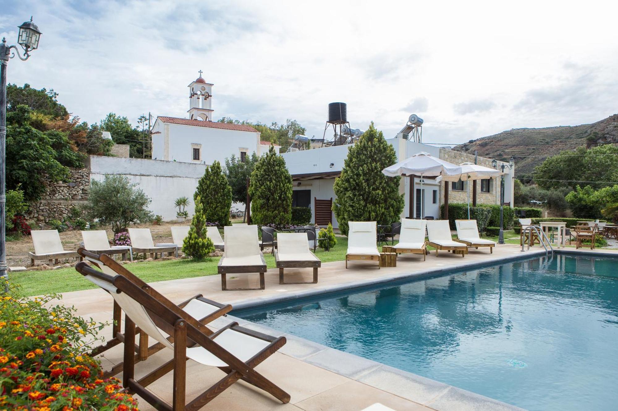 Agarathos Traditional Rooms With Pool Kalivianí Exterior photo