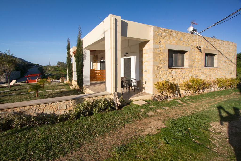 Agarathos Traditional Rooms With Pool Kalivianí Exterior photo